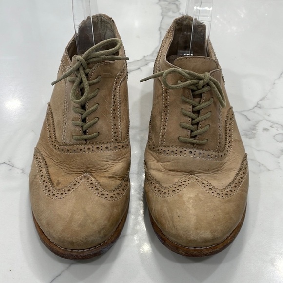 Steve Madden Vintaged /Aged Oxford Tan.‎ Size 9.5 - Picture 2 of 13